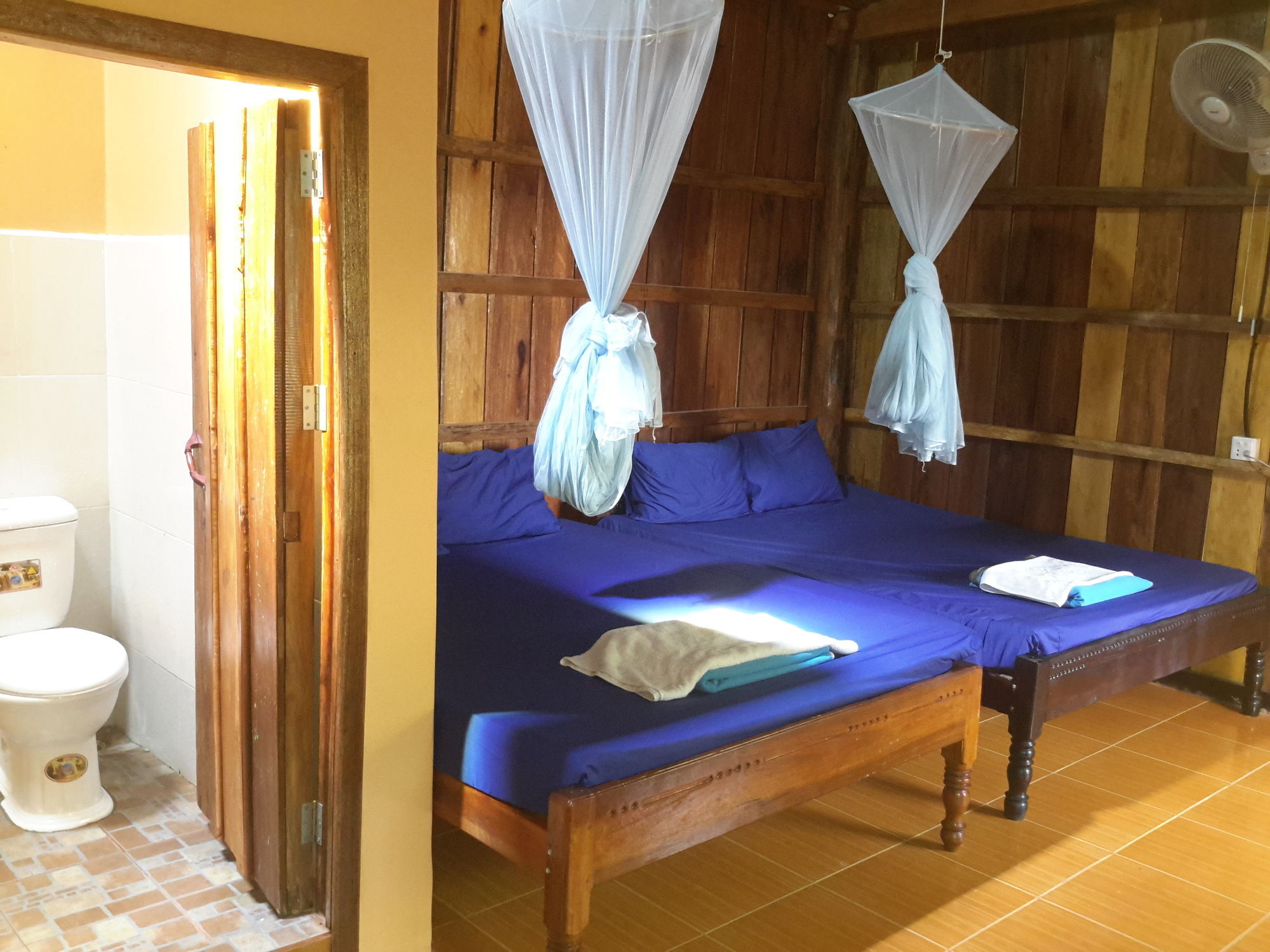 Island Palace Bungalows Resort Kaoh Touch Exterior photo